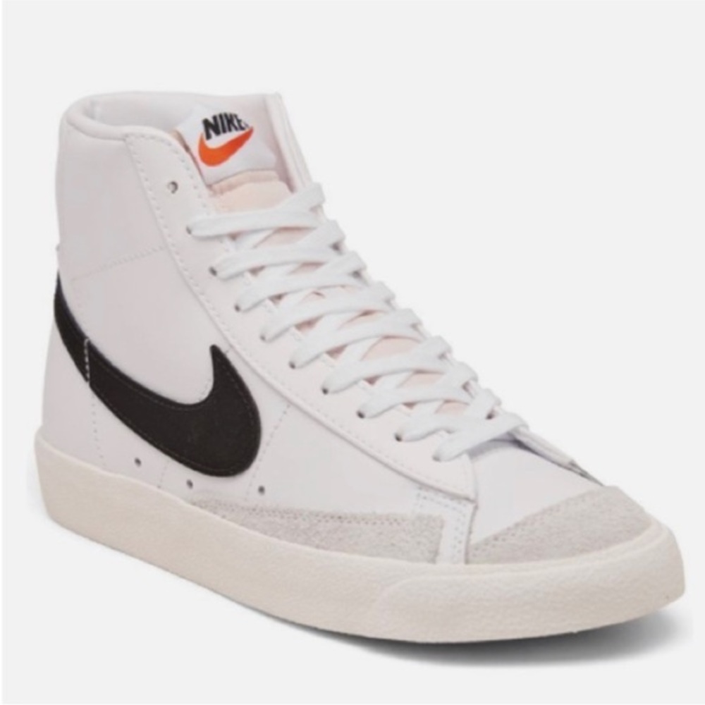 Nike Blazer Mid 77 High-Top Sneakers size 9.5